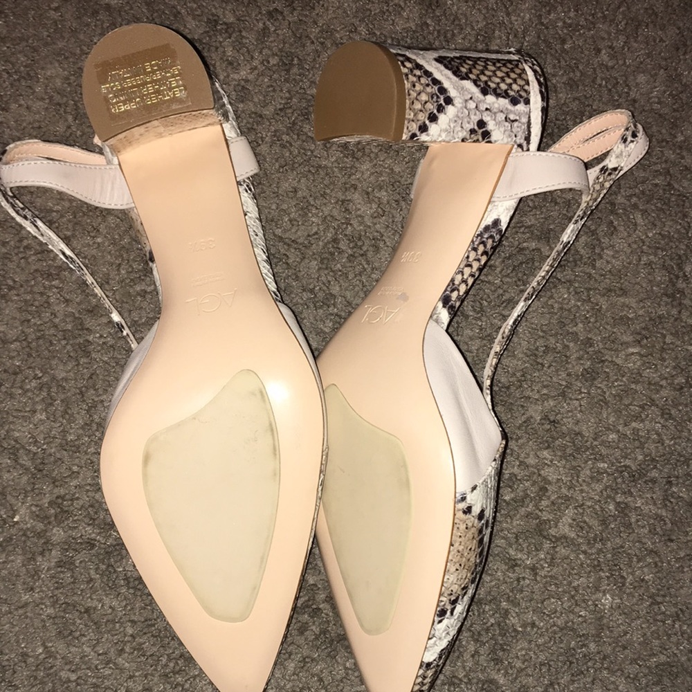 Attilio Giusti Leombruni White and Snake-Print Leather Block Heel Slingbacks - Picture 7 of 8